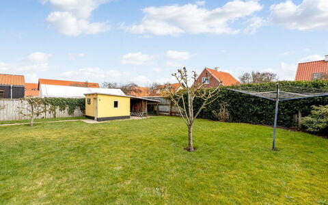Caranus - 900M from the Sea: Apartment, Shade, Balcony, Chair, Fence, Outdoor Furniture, Aluminium, Artificial Turf