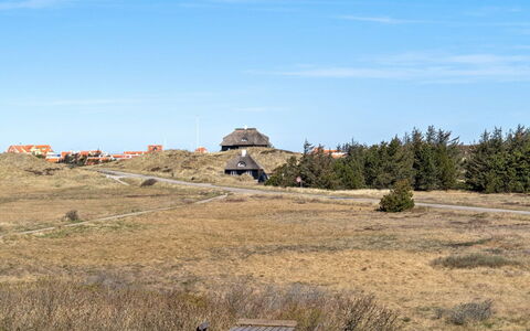 Aline - 1Km from the Sea: Sky, Ecoregion, Landscape, Plain, Land Lot, Steppe, Prairie, Slope, Hut, Shrubland
