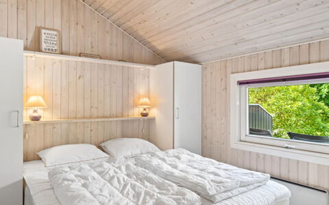 Batsha - 350M from the Sea: Wood, Bedroom, Home, Bed, Ceiling, Bedding, Freezing, Bed Sheet, Cottage, Bed Frame