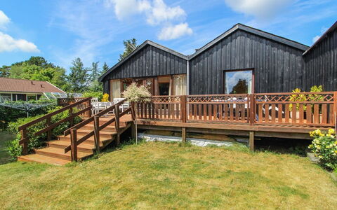 Elida - 300M from the Sea: Wood, Cottage, Hardwood, Plank, Wood Stain, Garden Buildings, Design, Yard, Log Cabin, Backyard