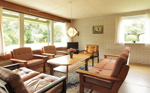 Bergitte - 450M from the Sea: Grass, House, Roof, Cottage, Home, Shrub, Farmhouse, Land Lot, Rural Area