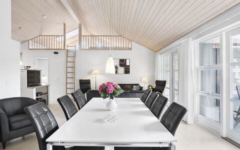 Toa - 600M from the Sea: Roof, House, Land Lot, Home, Cottage, Estate, Garden Buildings, Shade, Log Cabin, Landscaping