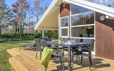 Wegher - 650M from the Sea