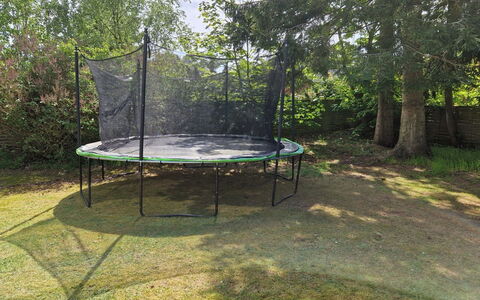 Arnulf - 400M from the Sea: Trampolining--Equipment And Supplies, Trampoline, Trampolining