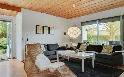 Arnulf - 400M from the Sea: Building, House, Window, Home, Roof, Residential Area, Shrub, Cottage, Land Lot