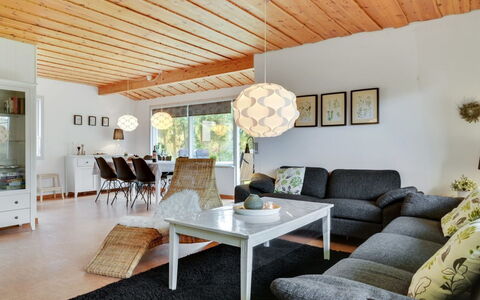 Arnulf - 400M from the Sea: Building, House, Window, Home, Roof, Residential Area, Shrub, Cottage, Land Lot