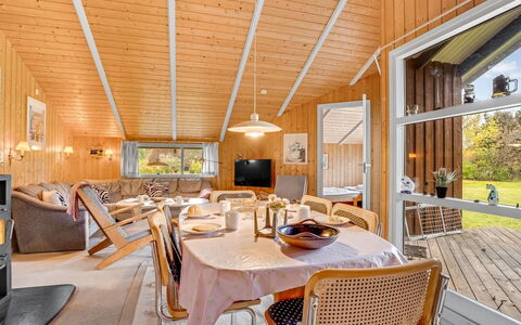 Eeva - 900M from the Sea: Roof, House, Land Lot, Home, Cottage, Estate, Garden Buildings, Shade, Log Cabin, Landscaping