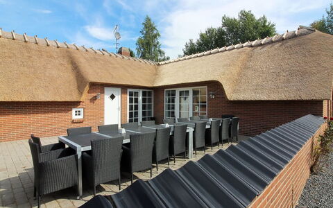 Erra - 250M from the Sea: Wood, House, Cottage, Home, Roof, Rural Area, Siding, Log Cabin, Garden Buildings, Hardwood