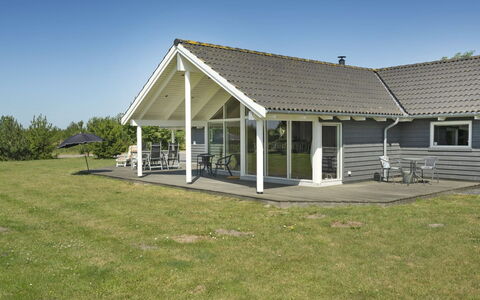 Bolli - 1.1Km from the Sea: Roof, Home, Door, Cottage, Shade, Siding, Yard, Estate, Backyard