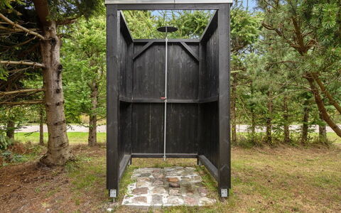 Elja - 750M from the Sea: Wood, Wood Stain, Plank, Hardwood, Cottage, Deck, Siding, Shade, Wood Flooring, Garden Buildings
