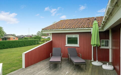 Folke - 250M from the Sea: Plant Community, Sunlight, Herbaceous Plant, Garden, Plantation, Agriculture, Farm