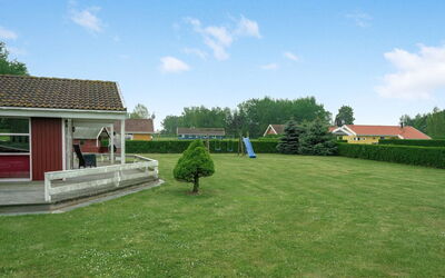 Folke - 250M from the Sea