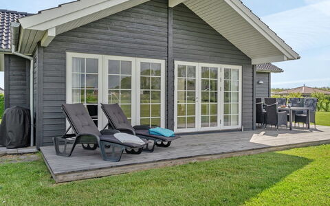 Hathulf - 700M from the Sea: Plant Community, Sunlight, Herbaceous Plant, Garden, Plantation, Agriculture, Farm