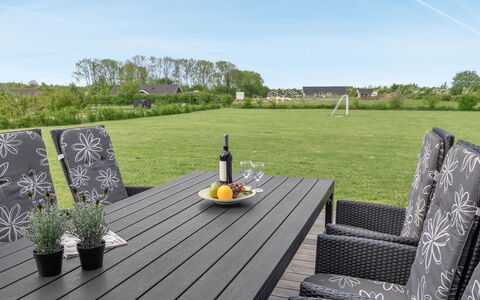 Hathulf - 700M from the Sea: Plant Community, Sunlight, Herbaceous Plant, Garden, Plantation, Agriculture, Farm