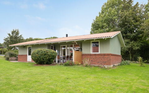 Ingebore - 350M from the Sea: Roof, House, Land Lot, Home, Cottage, Estate, Garden Buildings, Shade, Log Cabin, Landscaping