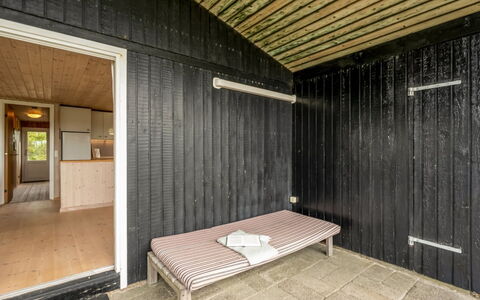 Senta - 200M from the Sea: Shrub, Urban Design, Groundcover, Brick, Apartment, Estate, Brickwork, Balcony, Landscaping