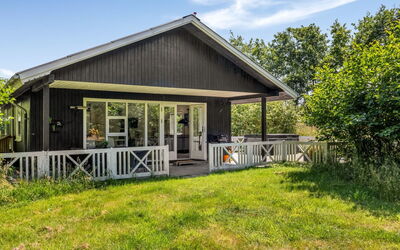Maik - 1.5Km from the Sea