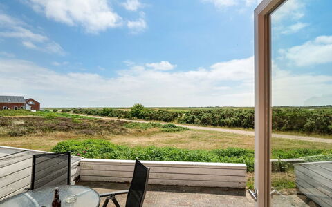 Fotij - 2.3Km from the Sea: Sky, Cloud, Land Lot, Plain, Prairie, Steppe, Meteorological Phenomenon, Hardwood, Cumulus, Daylighting