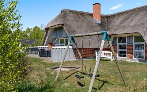 Atti - 2.5Km from the Sea: Thatching, Cottage, House, Roof, Home, Farmhouse, Hut, Estate, Village
