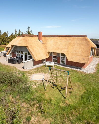 Atti - 2.5Km from the Sea