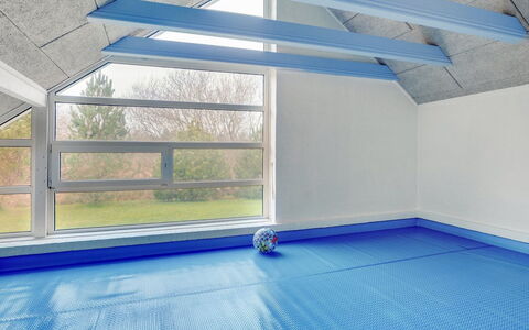 Swening - 2.1Km from the Sea: House, Cottage, Roof, Garden Buildings, Shade, Shed, Backyard, Outdoor Furniture, Yard, Lawn