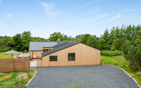 Gunny - 500M to the Fjord: Cottage, Shed, Hut, Farmhouse, Prairie, Shack, Barn, Log Cabin, Garden Buildings