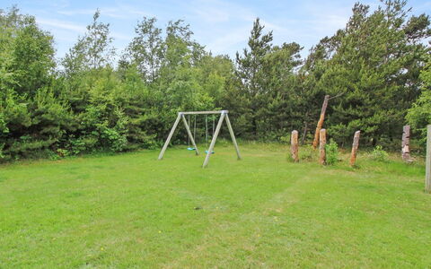 Straale - 1.4Km from the Sea: Cottage, Shed, Hut, Farmhouse, Prairie, Shack, Barn, Log Cabin, Garden Buildings