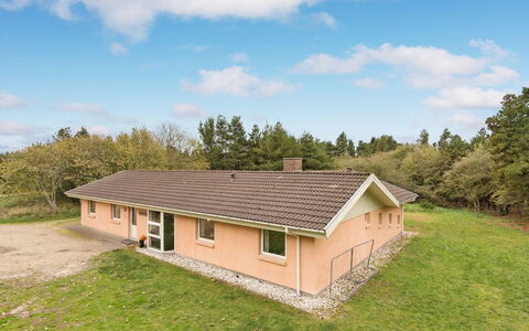 Vicktoria - 500M to the Fjord: Roof, Home, Cottage, Siding, Shade, Farmhouse, Estate, Driveway, Garden Buildings, Yard