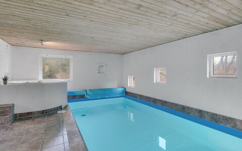 Vicktoria - 500M to the Fjord: Roof, Home, Cottage, Siding, Shade, Farmhouse, Estate, Driveway, Garden Buildings, Yard