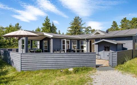 Omar - 1.0Km from the Sea: House, Roof, Home, Cottage, Shed, Garden Buildings, Siding, Yard, Log Cabin, Hut