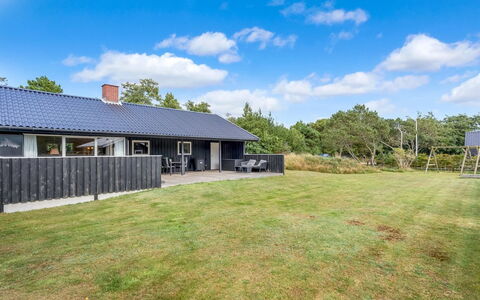 Aurel - 750M from the Sea: Cottage, Shed, Hut, Farmhouse, Prairie, Shack, Barn, Log Cabin, Garden Buildings