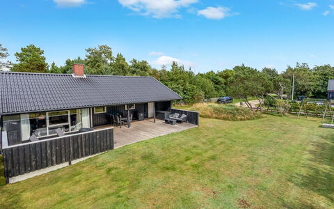 Aurel - 750M from the Sea: Cottage, Shed, Hut, Farmhouse, Prairie, Shack, Barn, Log Cabin, Garden Buildings