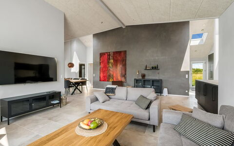 Måns - 500M to the Fjord: Flooring, Ceiling, Interior Design, Floor, Couch, Living Room, Room, Wood Flooring, Hardwood