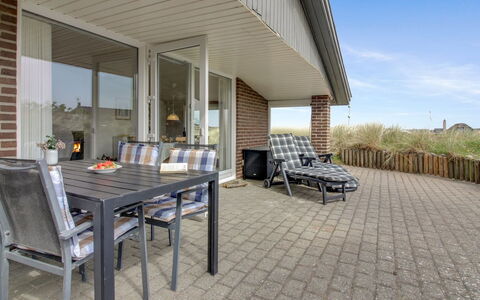 Laurens - from the Sea: Wood, Roof, Architecture, Home, House, Cottage, Siding, Hardwood, Slope, Estate