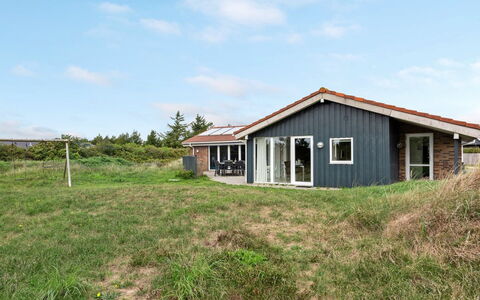 Soini - 900M from the Sea: Roof, Land Lot, Cottage, Home, Rural Area, Shed, Siding, Garden Buildings, Log Cabin, Hut