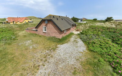 Drea - 250M from the Sea