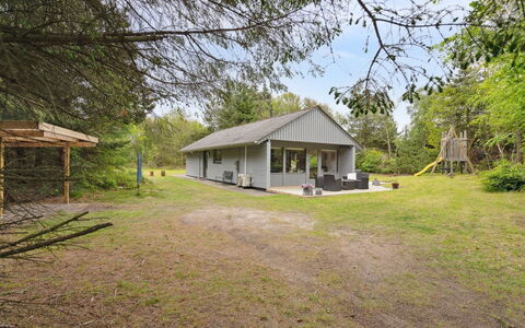 Marta - 1.5Km from the Sea: House, Roof, Home, Cottage, Shed, Garden Buildings, Siding, Yard, Log Cabin, Hut