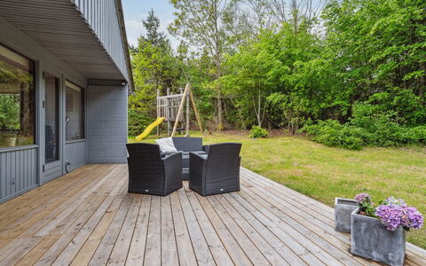 Marta - 1.5Km from the Sea: House, Roof, Home, Cottage, Shed, Garden Buildings, Siding, Yard, Log Cabin, Hut