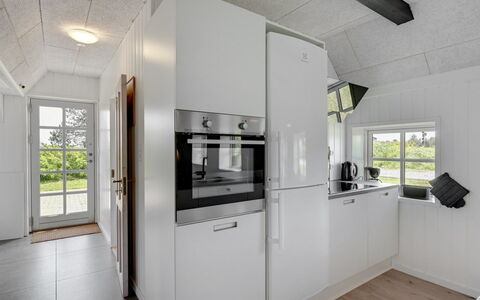 Giesela - 975M from the Sea: Flooring, Wood, Kitchen, Interior Design, Ceiling, Floor, Kitchen Appliance, Major Appliance, Countertop, Cabinetry