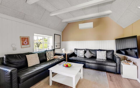 Giesela - 975M from the Sea: Interior Design, Wood, Flooring, Couch, Furniture, Ceiling, Floor, Room, Living Room, Lighting