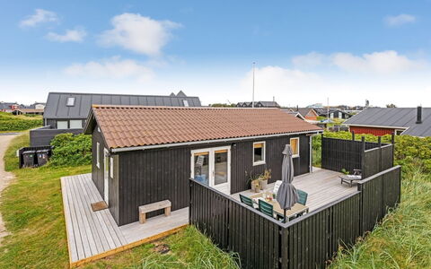 Köbes - 200M from the Sea: Apartment, Shade, Balcony, Chair, Fence, Outdoor Furniture, Aluminium, Artificial Turf