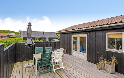 Köbes - 200M from the Sea: Apartment, Shade, Balcony, Chair, Fence, Outdoor Furniture, Aluminium, Artificial Turf