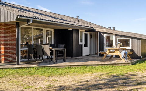 Shalez - from the Sea: House, Roof, Home, Cottage, Shed, Garden Buildings, Siding, Yard, Log Cabin, Hut