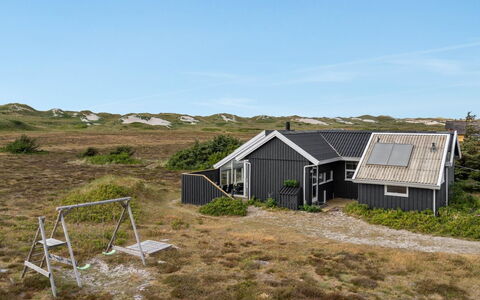 Anthonette - from the Sea: Cottage, Shed, Hut, Farmhouse, Prairie, Shack, Barn, Log Cabin, Garden Buildings
