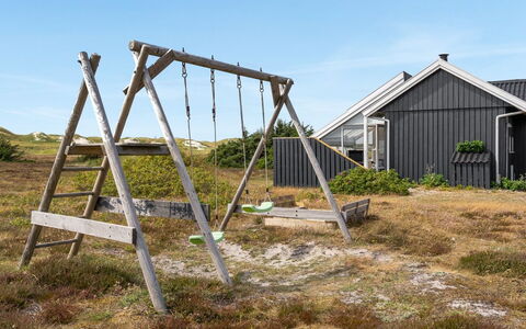 Anthonette - from the Sea: Cottage, Shed, Hut, Farmhouse, Prairie, Shack, Barn, Log Cabin, Garden Buildings