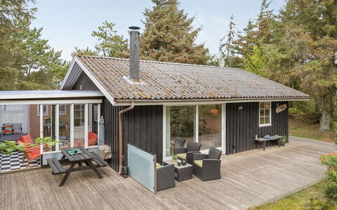 Hamund - 700M from the Sea: Cottage, Shed, Hut, Farmhouse, Prairie, Shack, Barn, Log Cabin, Garden Buildings