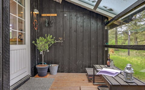 Hamund - 700M from the Sea: Cottage, Shed, Hut, Farmhouse, Prairie, Shack, Barn, Log Cabin, Garden Buildings