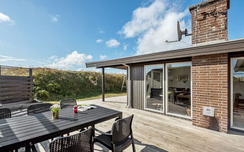 Aiske - from the Sea: Roof, Land Lot, Cottage, Home, Rural Area, Shed, Siding, Garden Buildings, Log Cabin, Hut