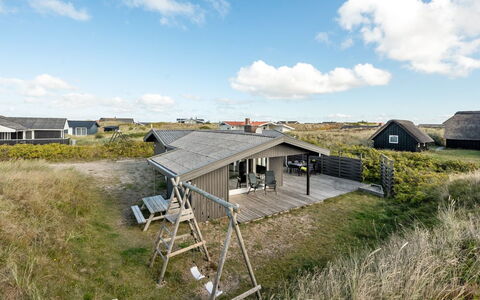 Aiske - from the Sea: Roof, Land Lot, Cottage, Home, Rural Area, Shed, Siding, Garden Buildings, Log Cabin, Hut