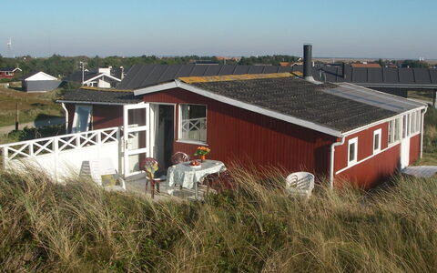 Annelotte - from the Sea: Roof, House, Home, Cottage, Rural Area, Land Lot, Siding, Estate, Slope, Farmhouse